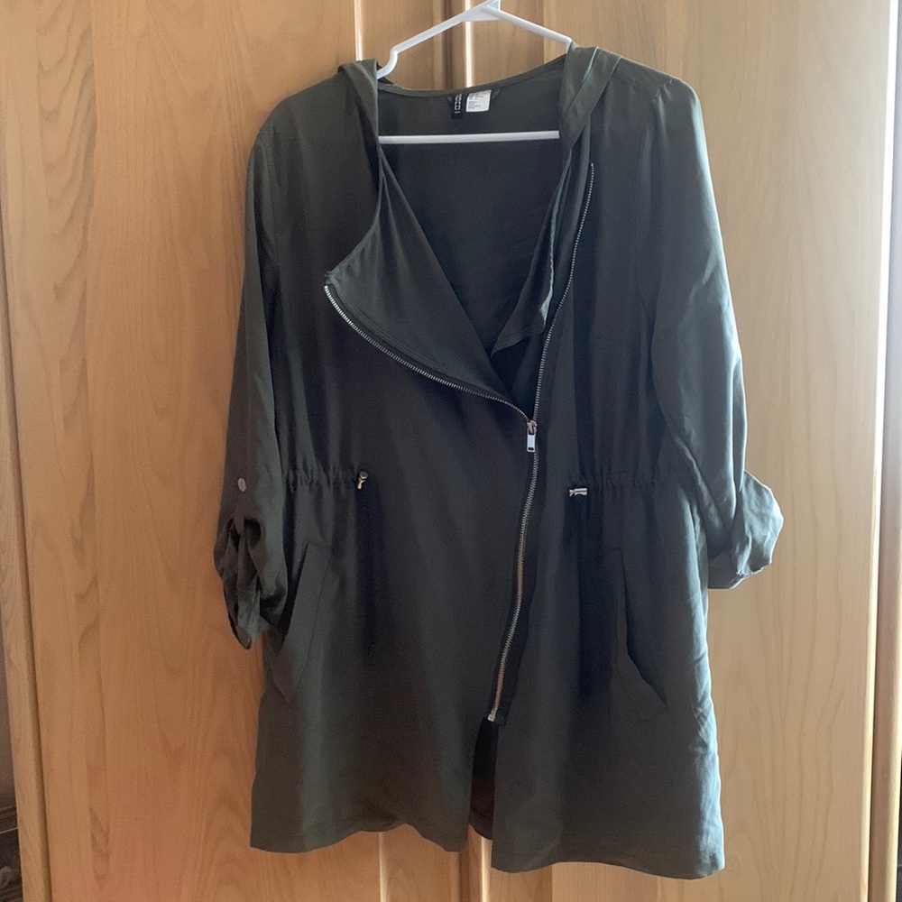 Womens Khaki light jacket from H&M size 12 - Picture 1 of 4